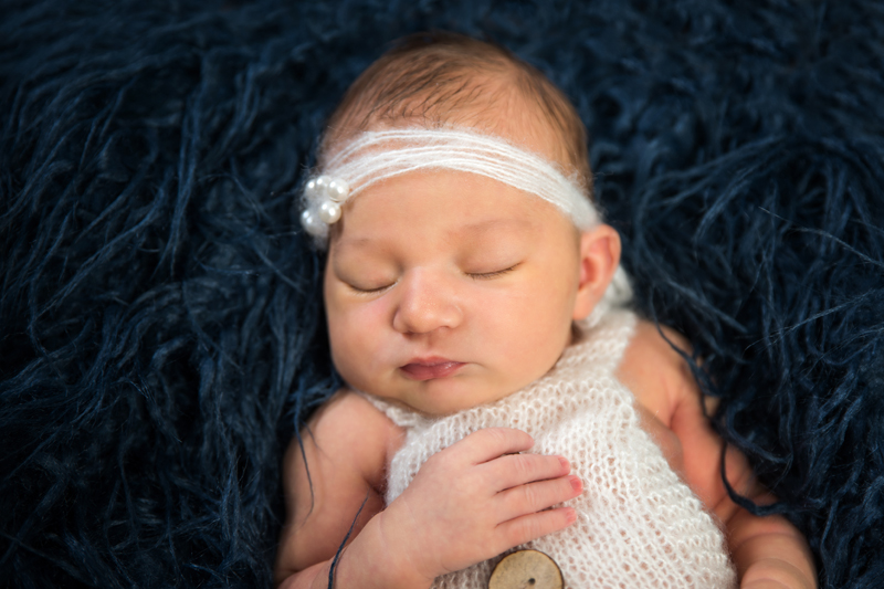 Séance nouveau né - Jarmila Guivarch Photographe à Val-d'Or